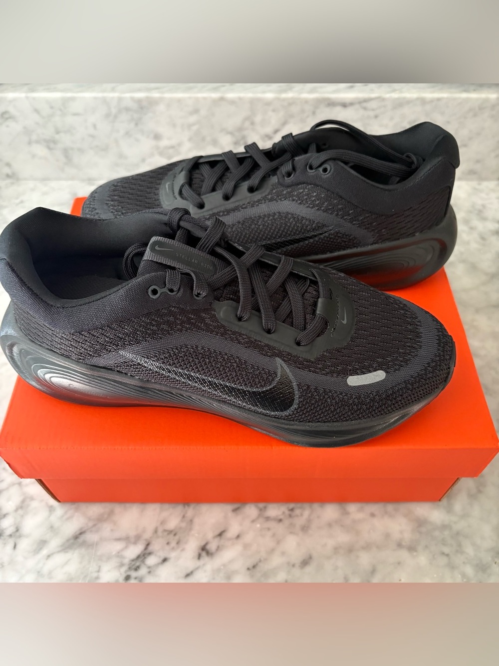 Nike Youth Big Kid Boy Stellar Ride All Black Strap Running Shoe 4Y 5Y 7Y